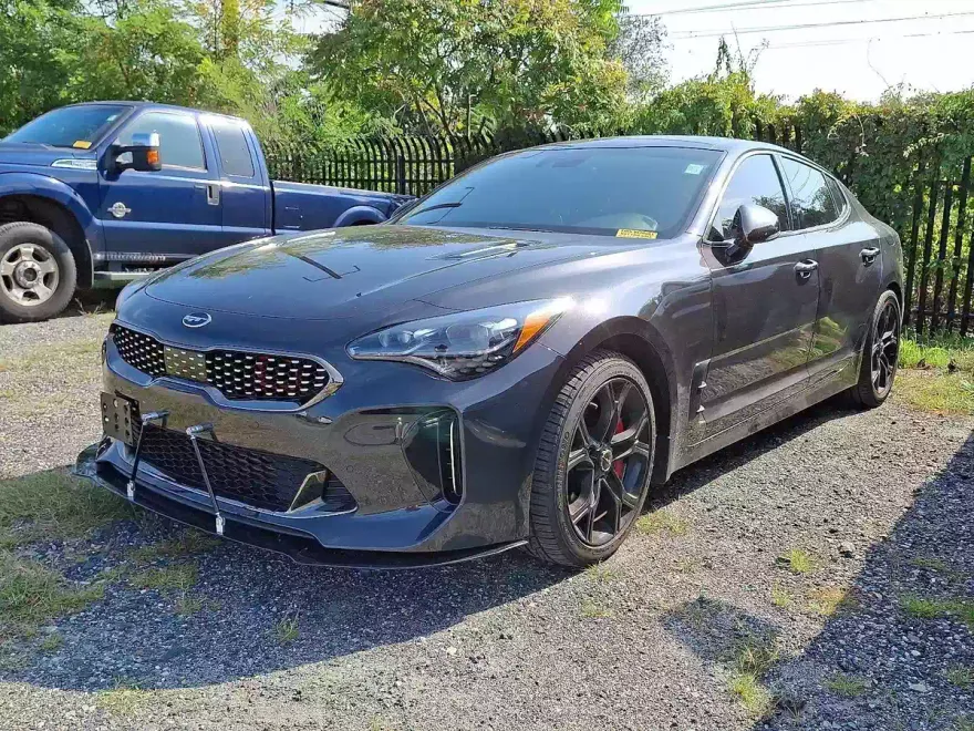 2018 Kia Stinger GT1 photo 1
