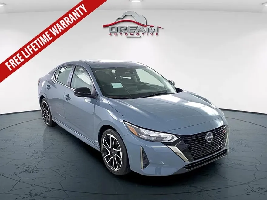 2025 Nissan Sentra SR photo 1
