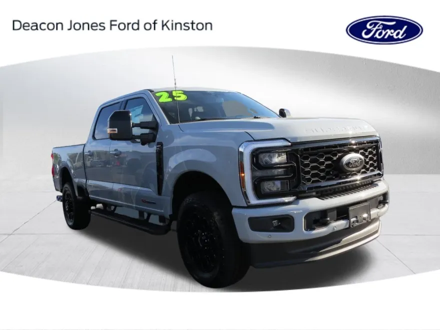 2025 Ford F-250 Lariat photo 1