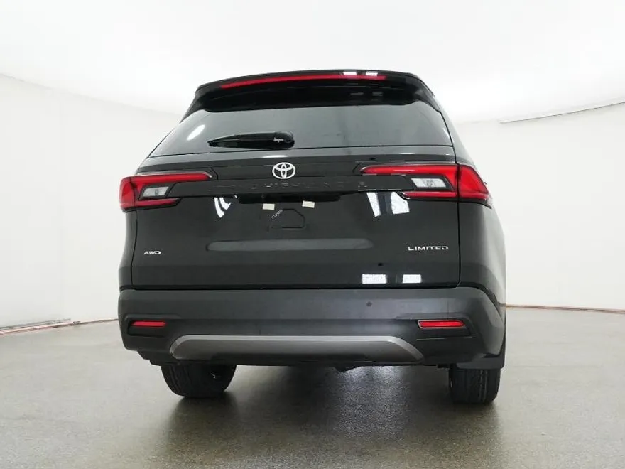 2026 Toyota Grand Highlander Limited photo 1