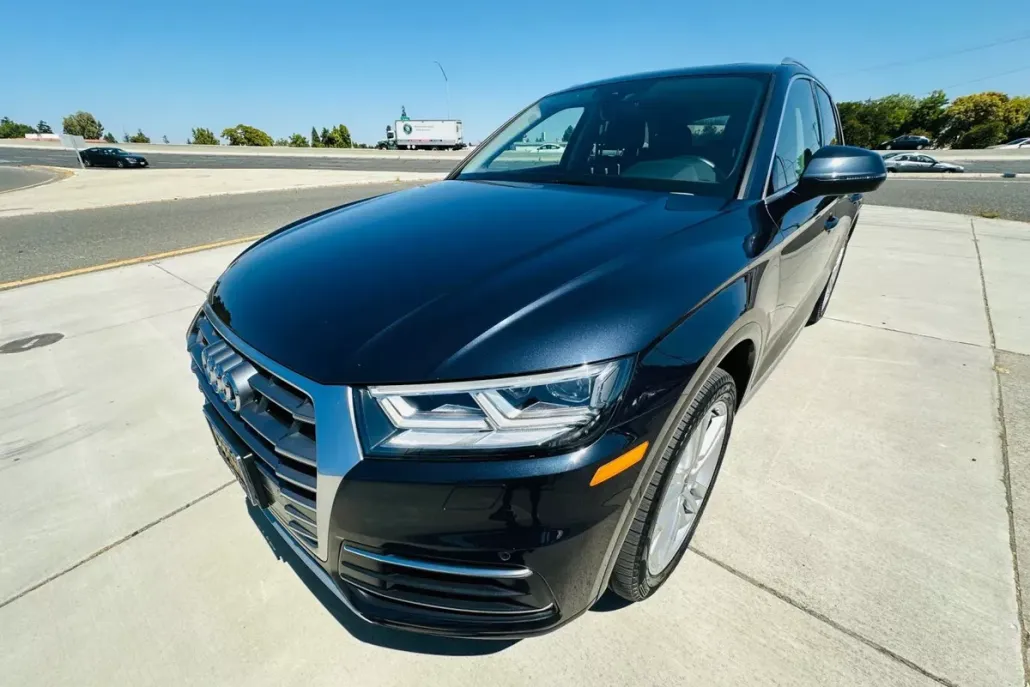 2019 Audi Q5 Premium Plus 45 TFSI Prestige photo 1