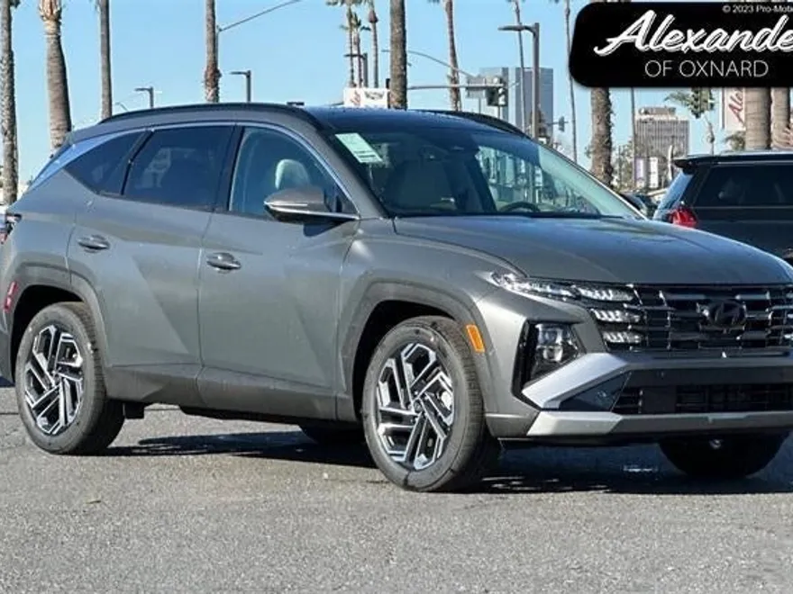 2025 Hyundai Tucson Limited photo 1