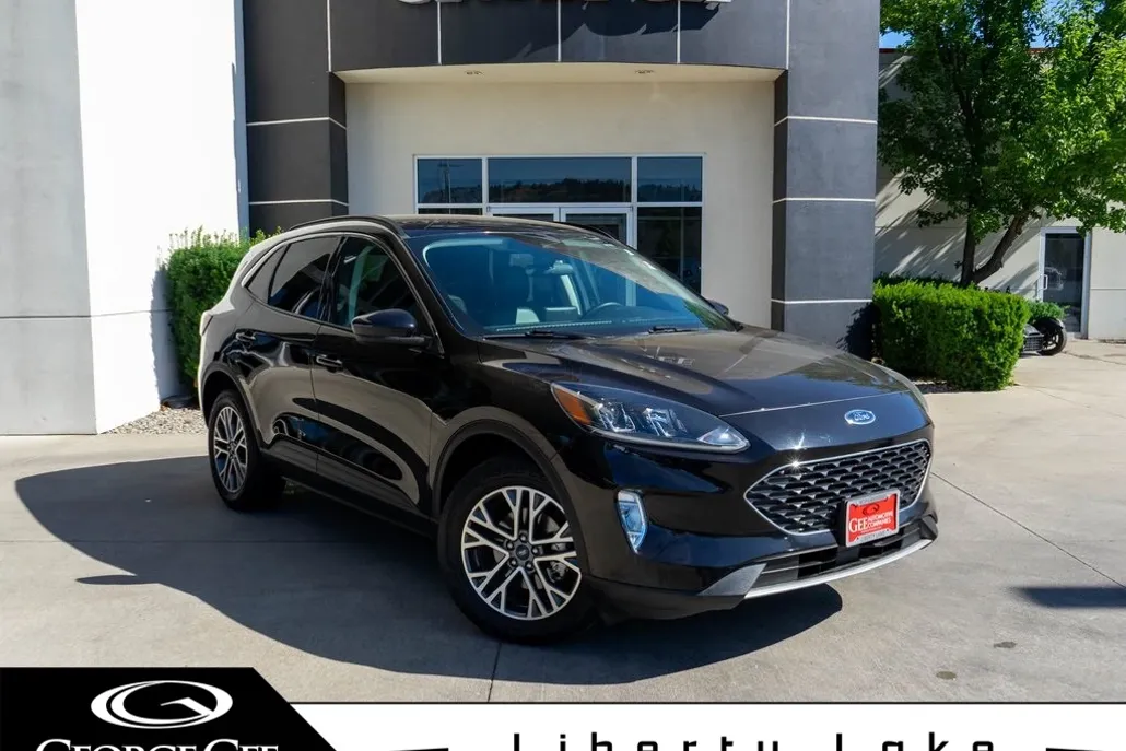 2021 Ford Escape SEL photo 1
