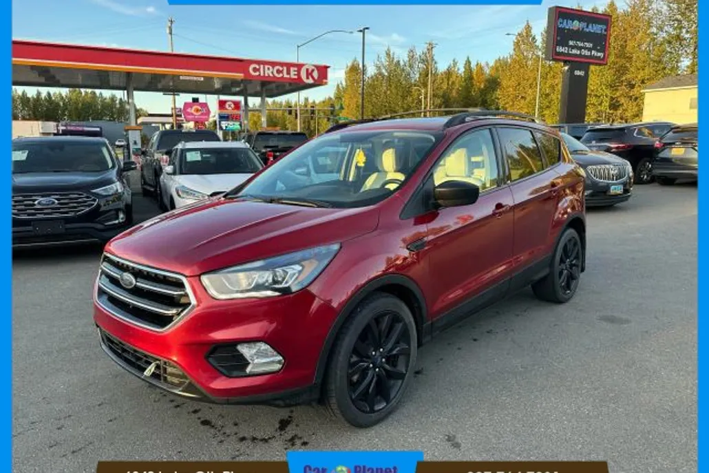 2018 Ford Escape SEL Sport photo 1