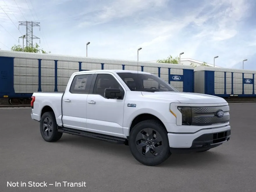 2025 Ford F-150 Lightning photo 1