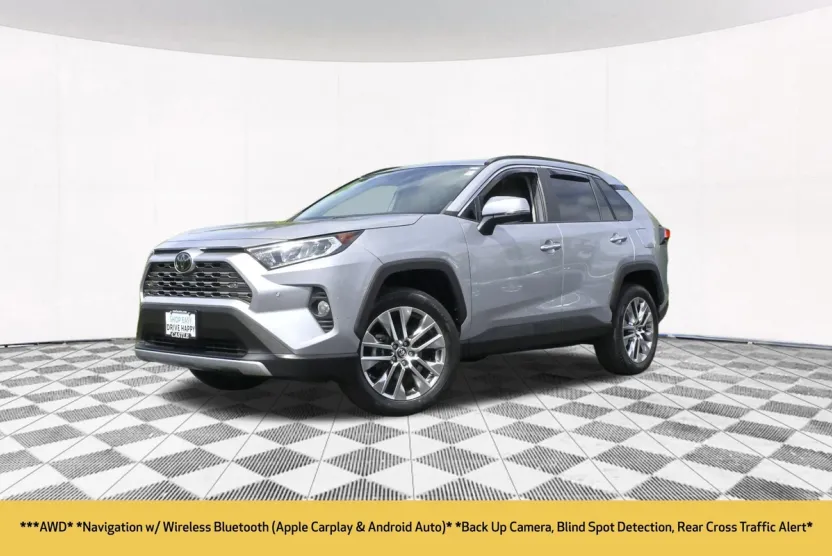 2019 Toyota RAV4 Limited photo 1