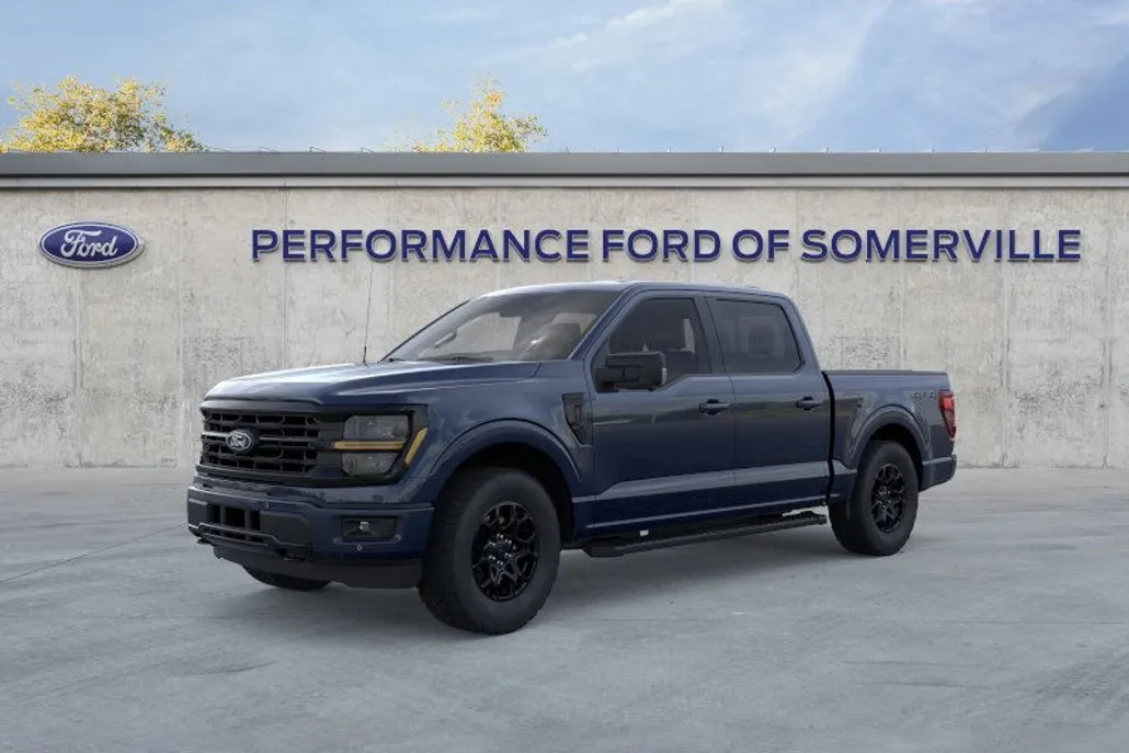 2025 Ford F-150 XLT photo 1