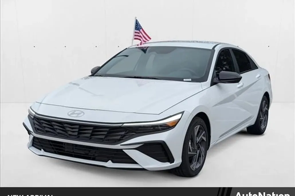 2025 Hyundai Elantra Hybrid SEL Sport photo 1
