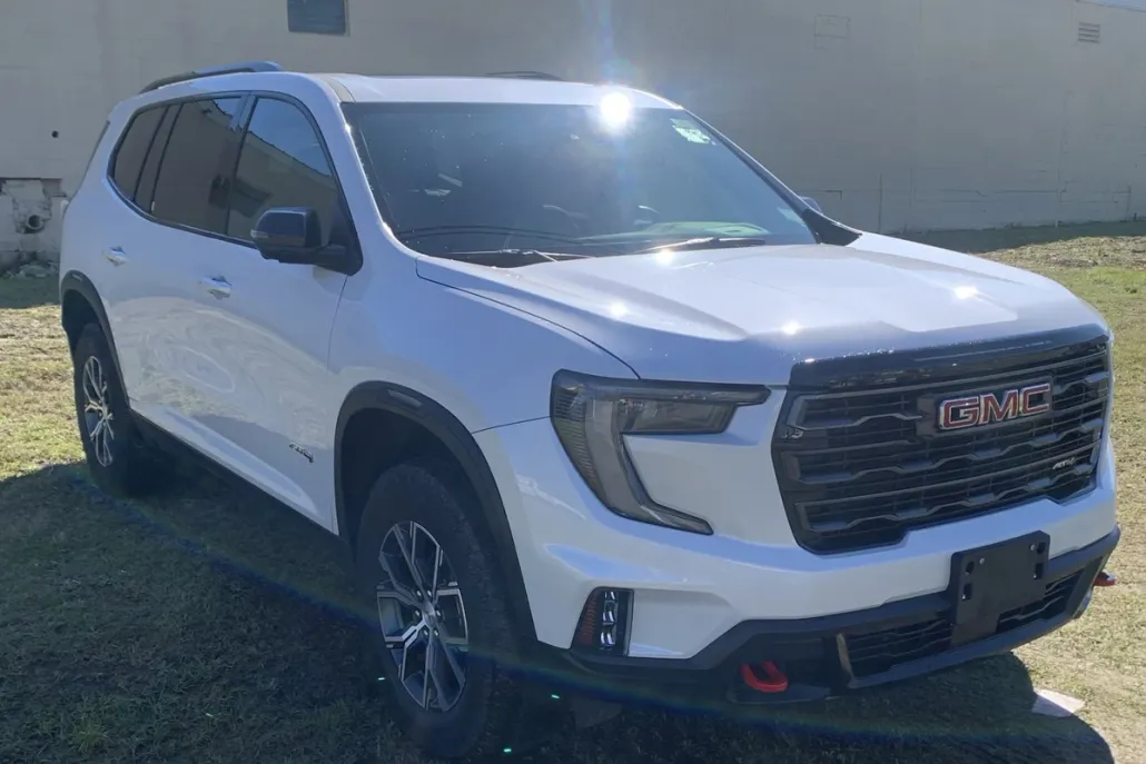 2024 Gmc Acadia AT4 photo 1