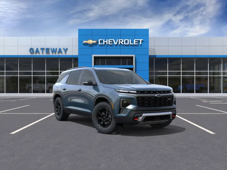 2026 Chevrolet Traverse Z71 photo 1