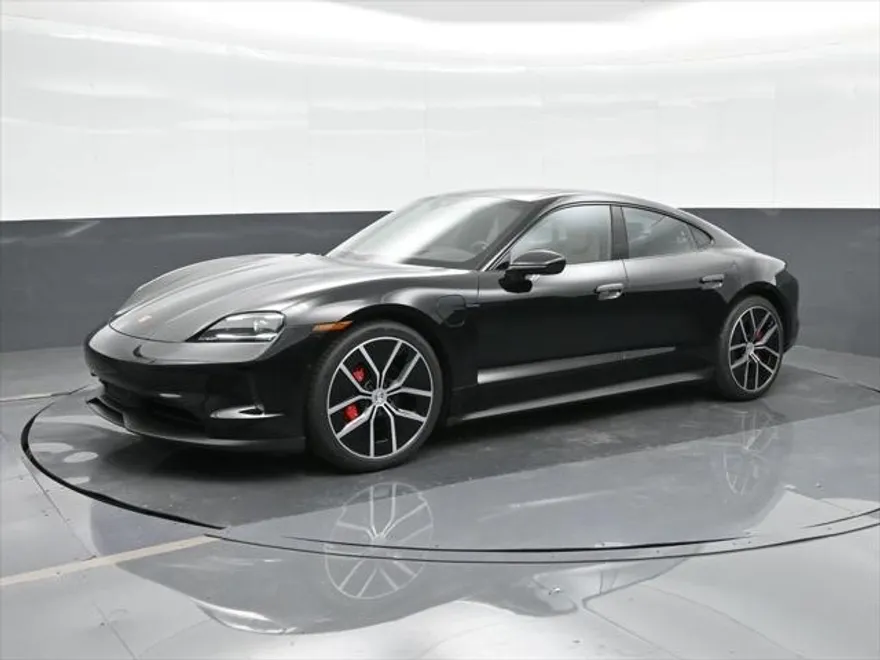 2025 Porsche Taycan 4S photo 1