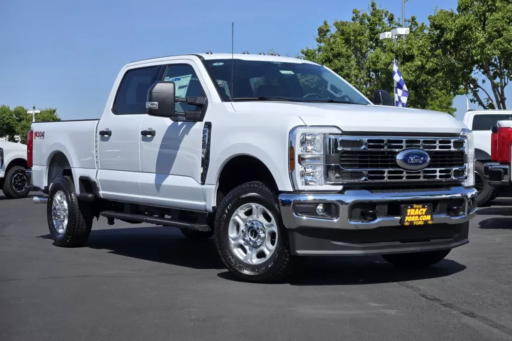 2025 Ford F-250 XLT photo 1