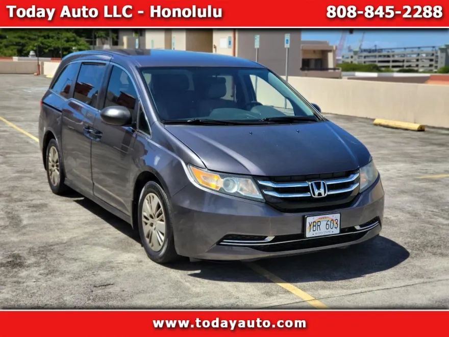 2014 Honda Odyssey LX photo 1