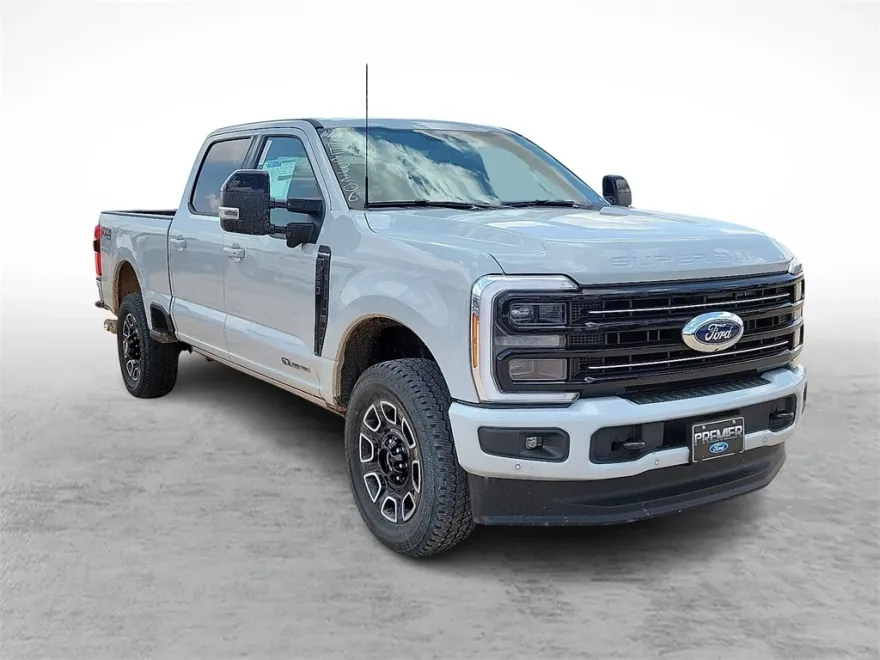 2025 Ford F-250 photo 1