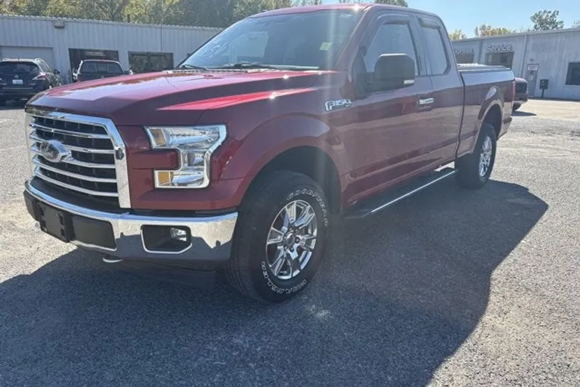 2017 Ford F-150 XL photo 1