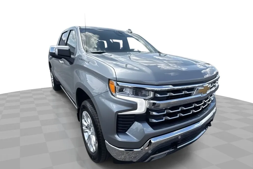 2023 Chevrolet Silverado 1500 LTZ photo 1