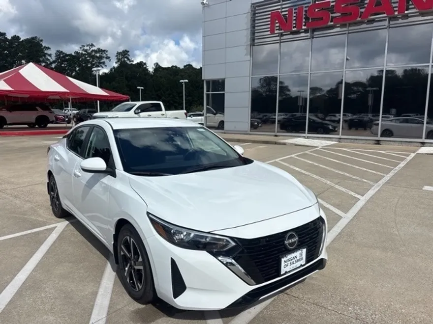 2025 Nissan Sentra SV photo 1