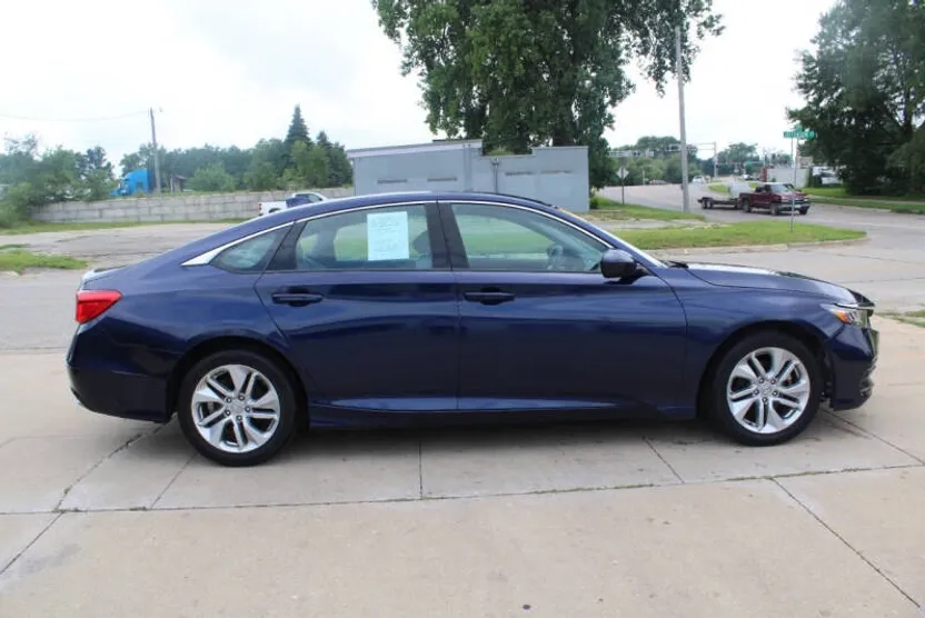2020 Honda Accord LX photo 1
