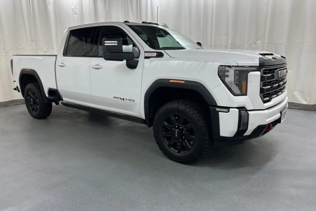 2024 Gmc Sierra HD AT4 photo 1