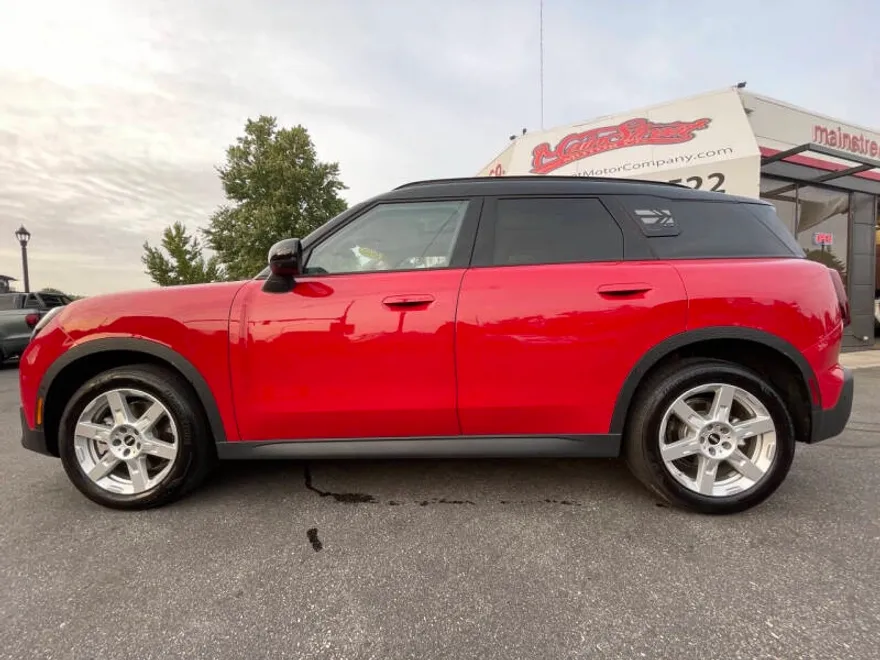 2025 Mini Countryman S ALL4 photo 1