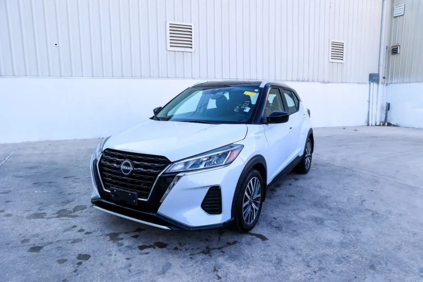 2024 Nissan Kicks SV photo 1