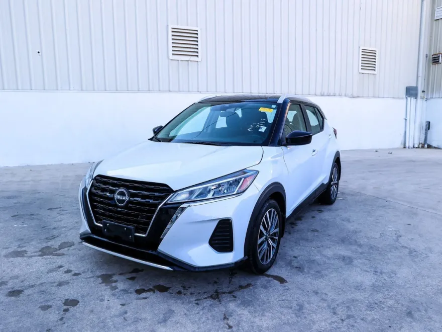 2024 Nissan Kicks SV photo 1