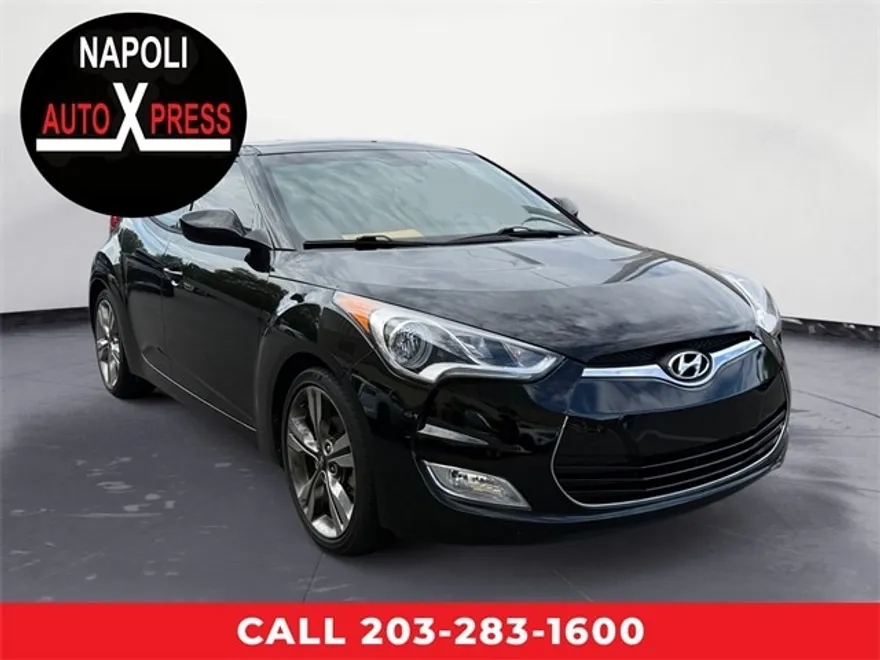 2017 Hyundai Veloster Value Edition photo 1