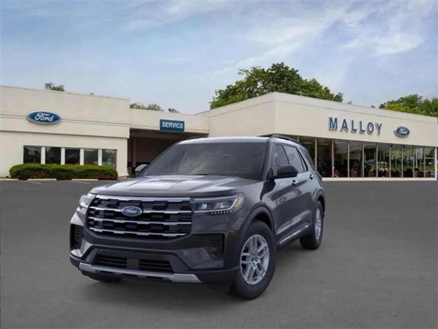 2025 Ford Explorer photo 1