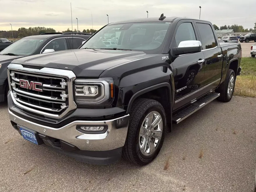 2017 Gmc Sierra 1500 SLT photo 1