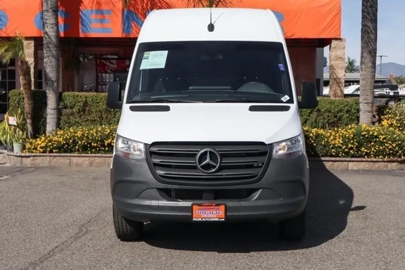 2023 Mercedes Benz Sprinter Cargo Van 170 WB photo 1