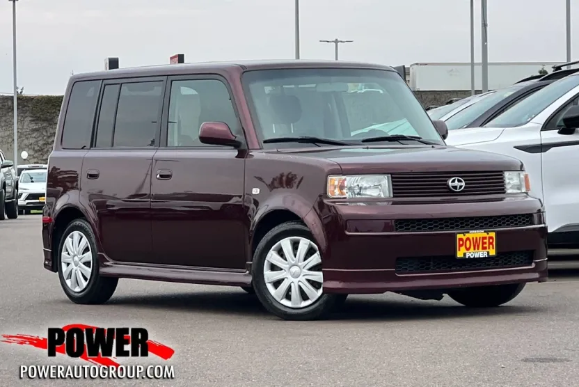 2005 Scion xB Base photo 1