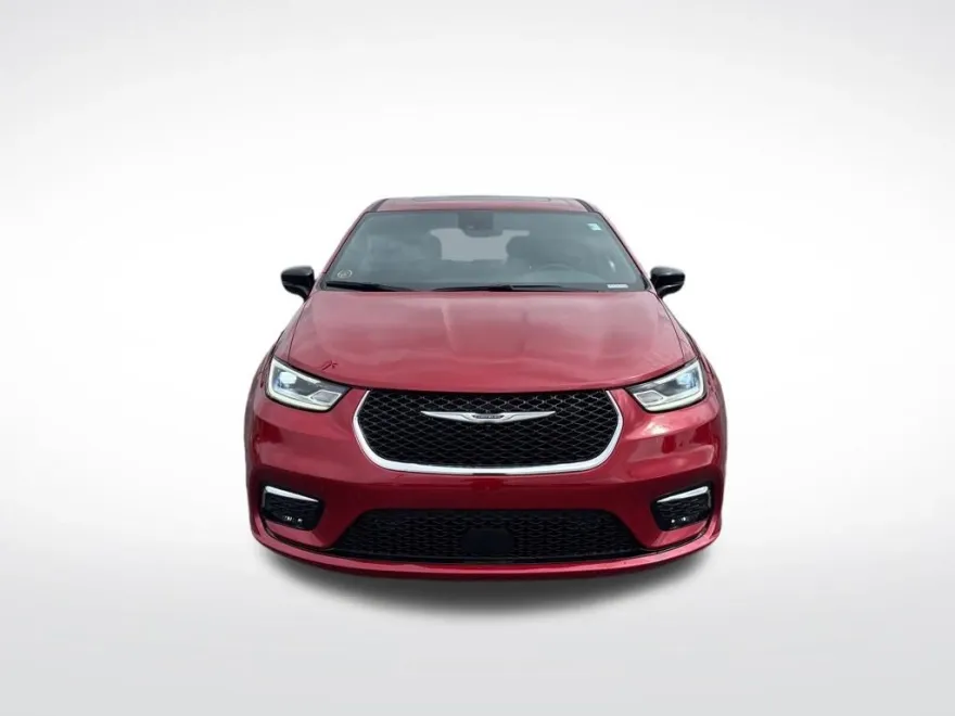 2025 Chrysler Pacifica photo 1