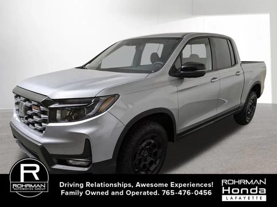 2025 Honda Ridgeline TrailSport photo 1