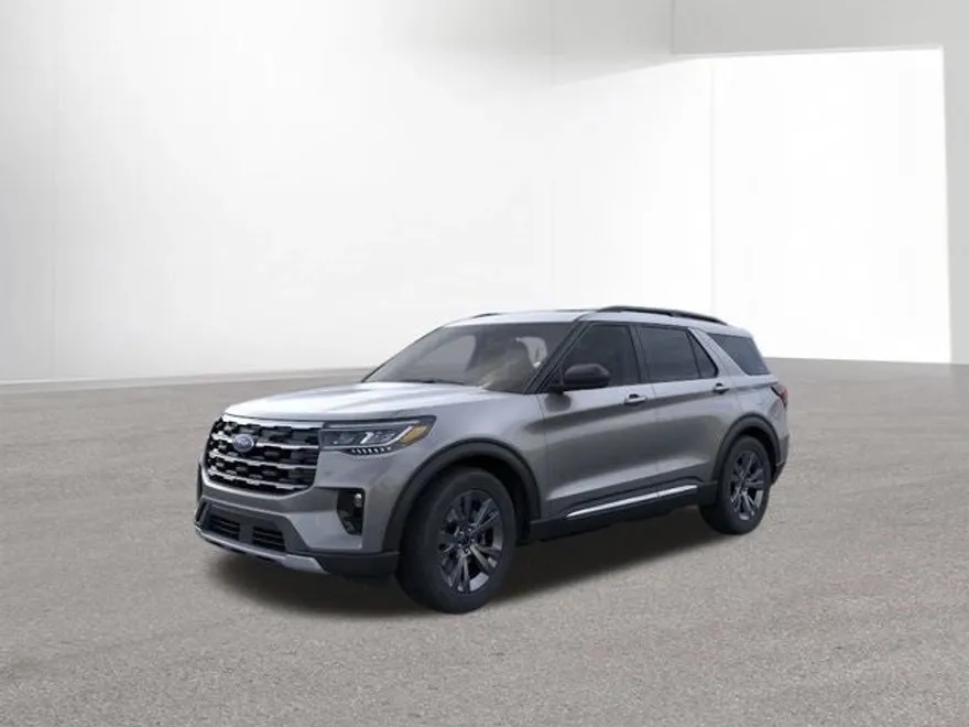 2025 Ford Explorer photo 1