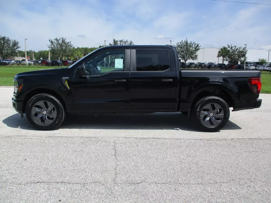 2025 Ford F-150 STX photo 1