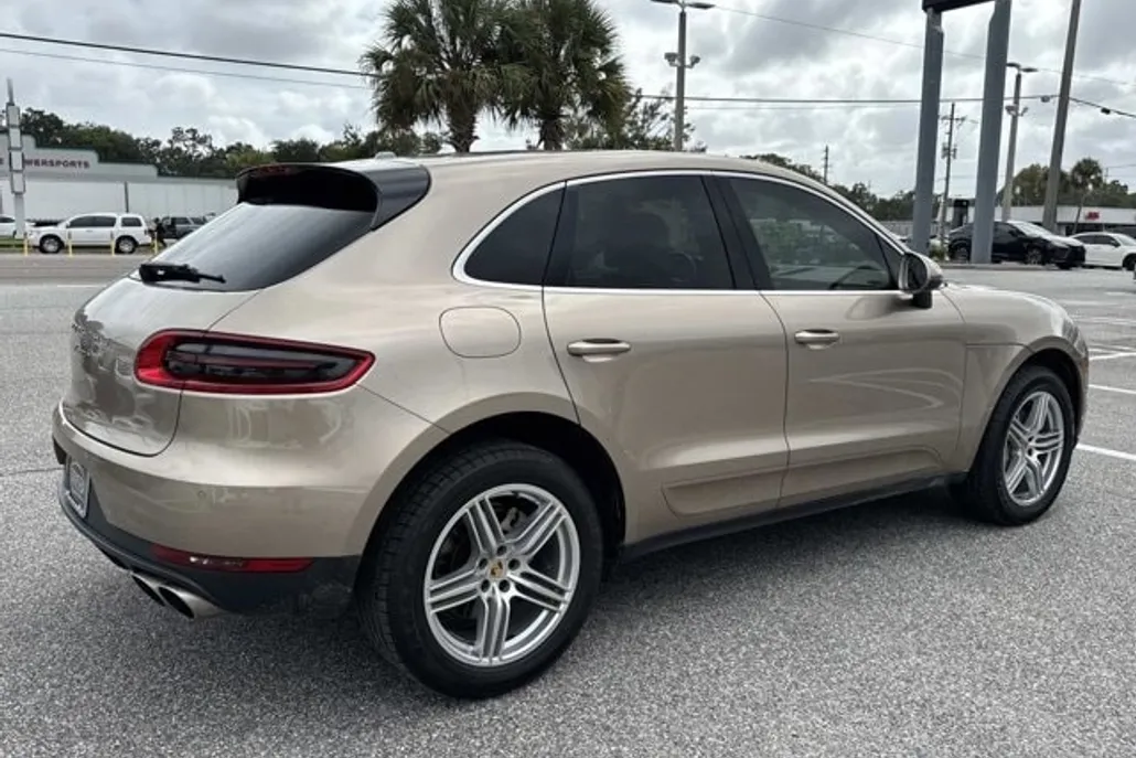 2017 Porsche Macan S photo 1