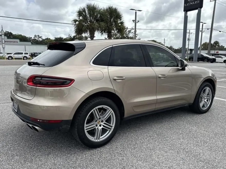 2017 Porsche Macan S photo 1