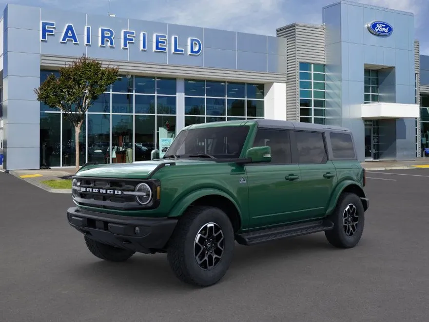 2025 Ford Bronco Outer Banks photo 1