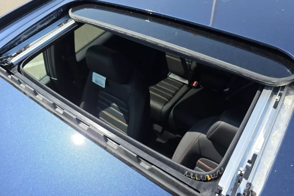 2026 Honda CR-V Hybrid Sport-L photo 1