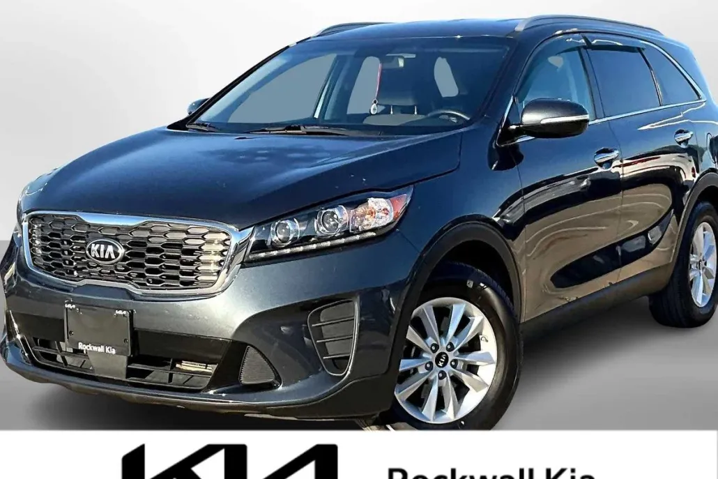 2020 Kia Sorento LX photo 1