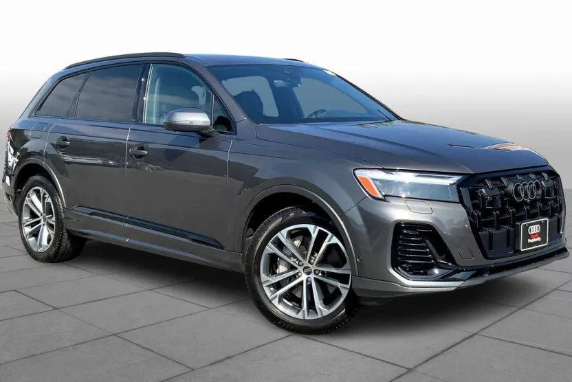 2025 Audi Q7 Premium Plus photo 1