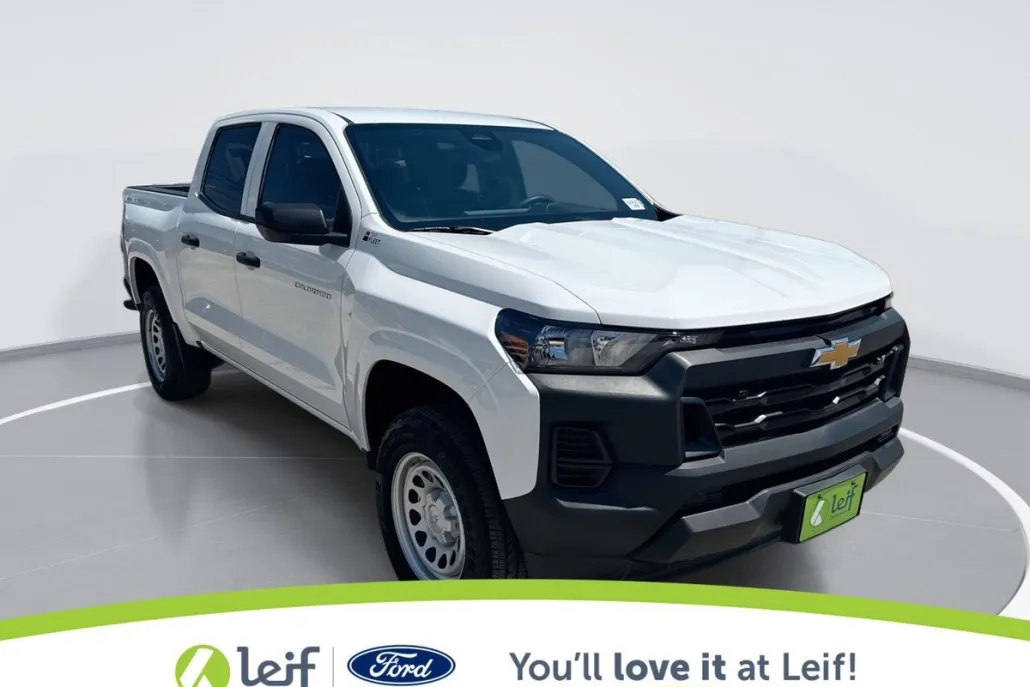 2024 Chevrolet Colorado Work Truck photo 1
