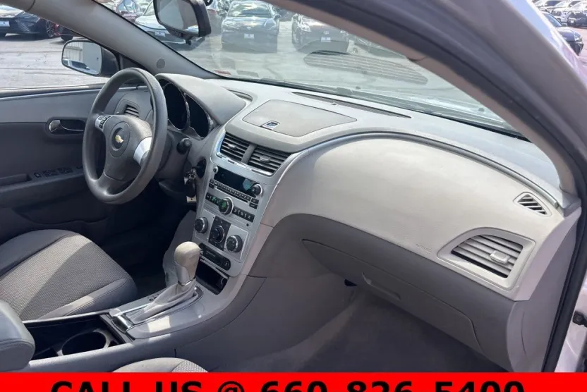 2012 Chevrolet Malibu LS photo 1