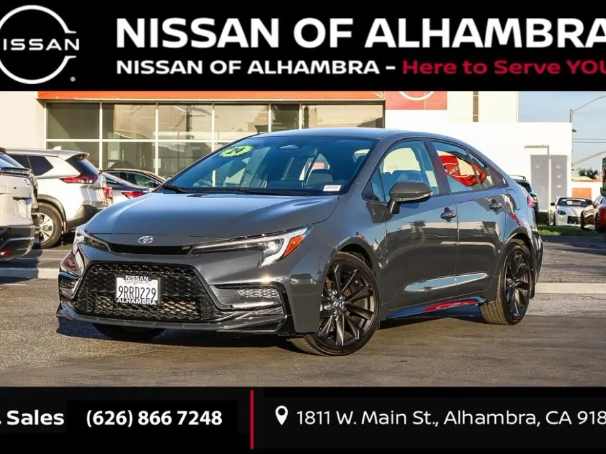 2024 Toyota Corolla SE photo 1