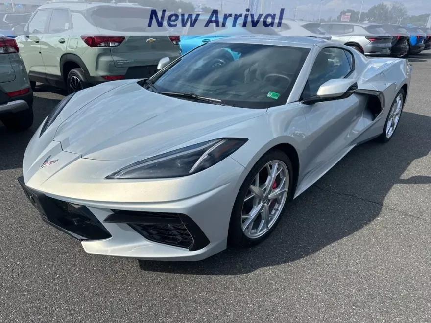 2021 Chevrolet Corvette Stingray 2LT photo 1