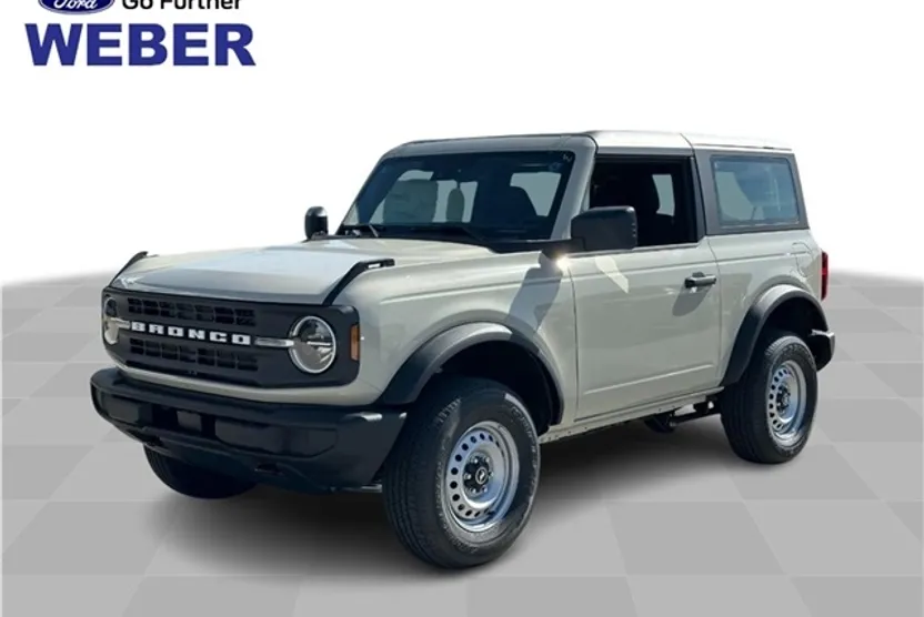 2025 Ford Bronco Base photo 1