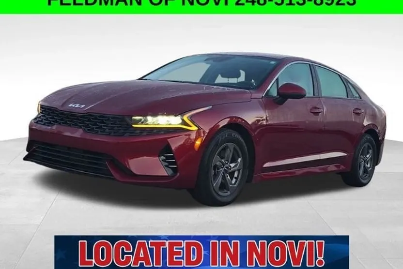 2023 Kia K5 LXS photo 1