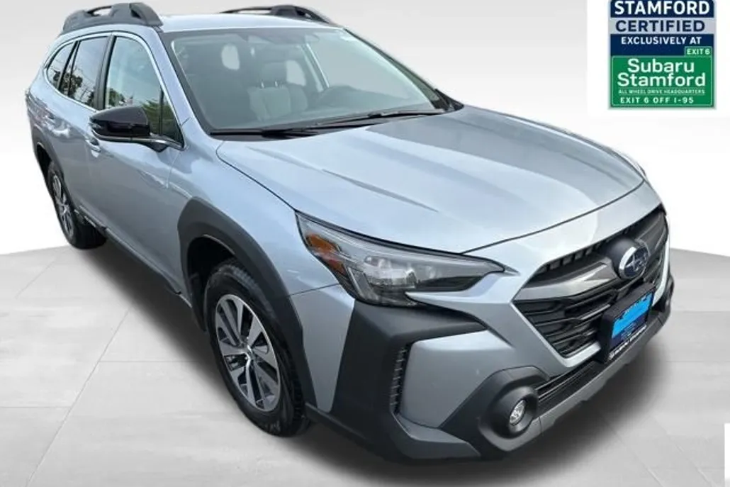 2025 Subaru Outback Premium photo 1