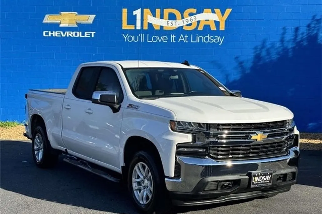 2019 Chevrolet Silverado 1500 LT photo 1