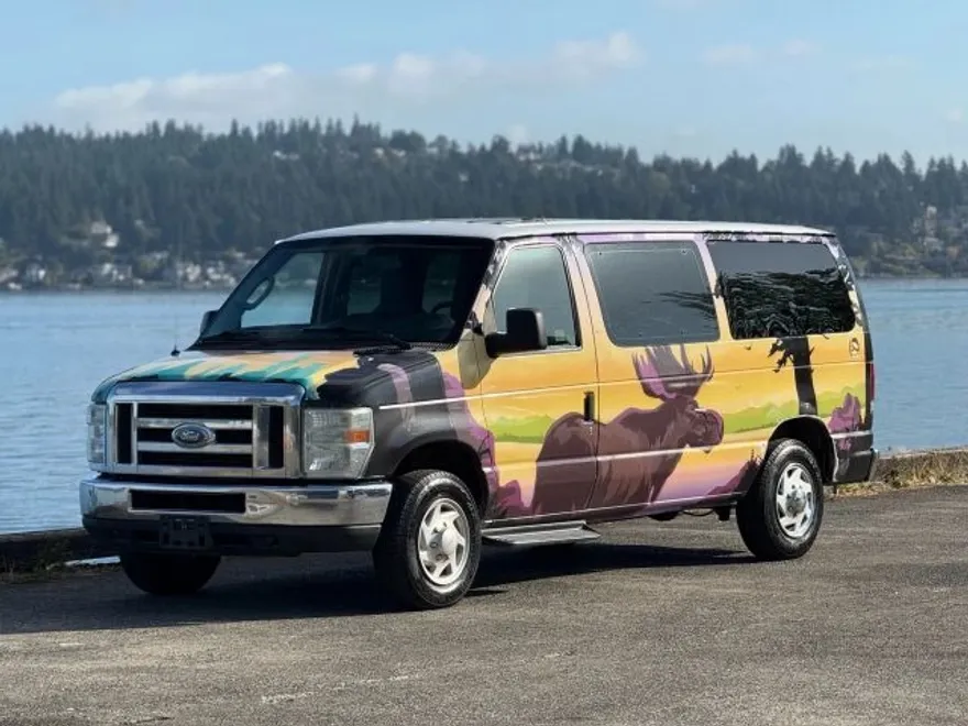 2013 Ford E-150 photo 1